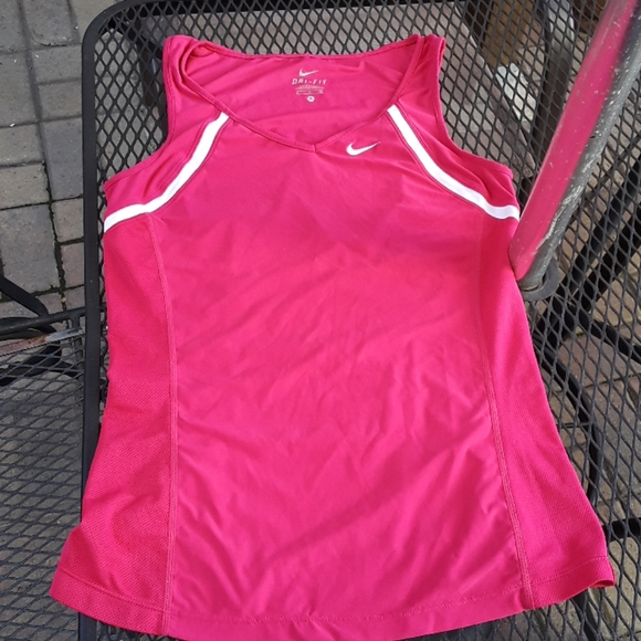 Nike Tops - Nike Dri-fit tank top